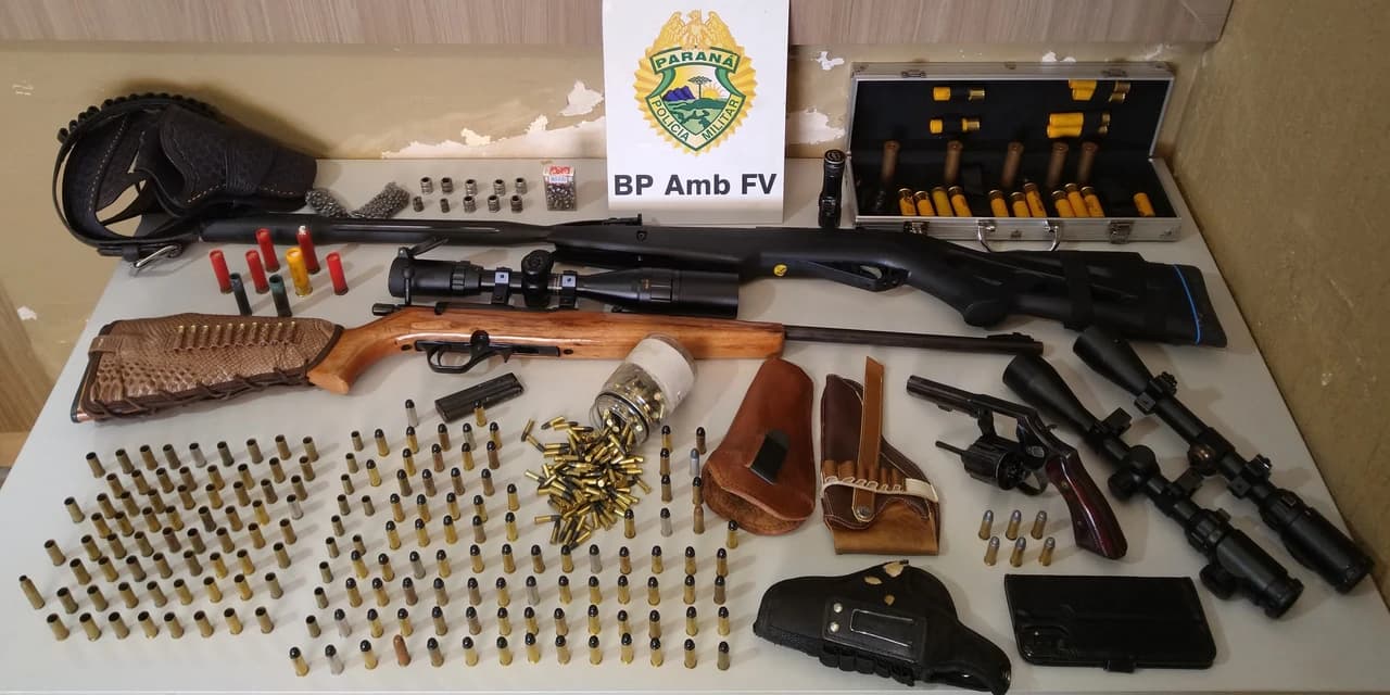 Abordagem a suspeito de caça ilegal resulta em prisão, apreensão de armas de fogo, munições e diversos acessórios