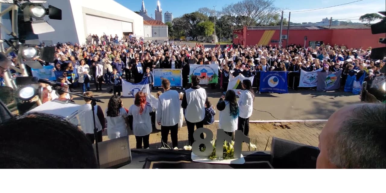 Prudentópolis realizou concentração cívica em homenagem aos 118 anos do município. VÍDEO
