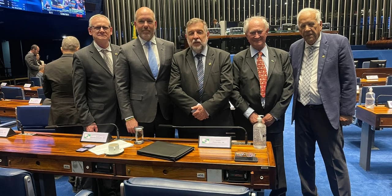 Encontro no Itamaraty expressa o interesse da comunidade ucraniana por uma posição mais ativa do Brasil em favor da paz na Ucrânia