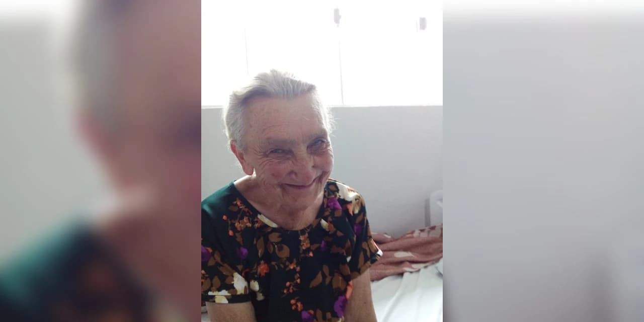 É com pesar que a Funerária São João e o Plano UNI PAZ, comunicam o falecimento da Sra. Elena Ribeiro Dos Santos.