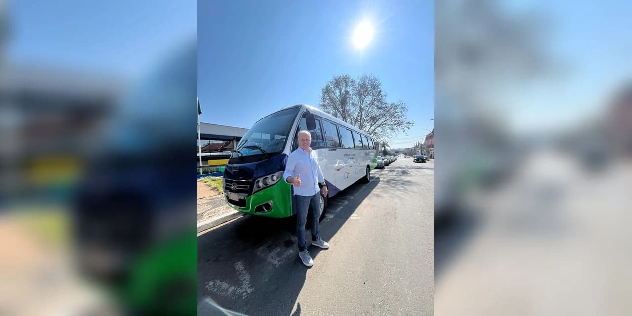 Secretaria Municipal de Saúde de Prudentópolis recebeu um novo micro-ônibus para integrar a frota da cidade.