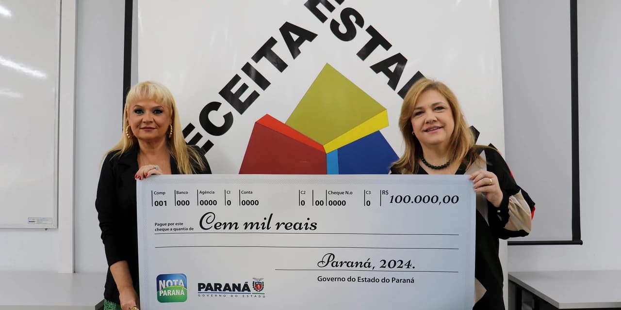 Prêmio de R$ 100 mil do Nota Paraná é entregue a moradora de Curitiba
