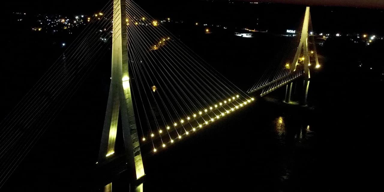 Ponte da Integração Brasil – Paraguai ganha iluminação amarela durante setembro