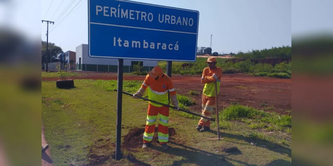 Tachas e placas: DER/PR melhora sinalização viária da PR-436 em Bandeirantes