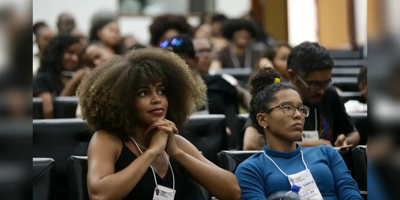 Com quase 10 milhões, número de universitários é o maior em nove anos