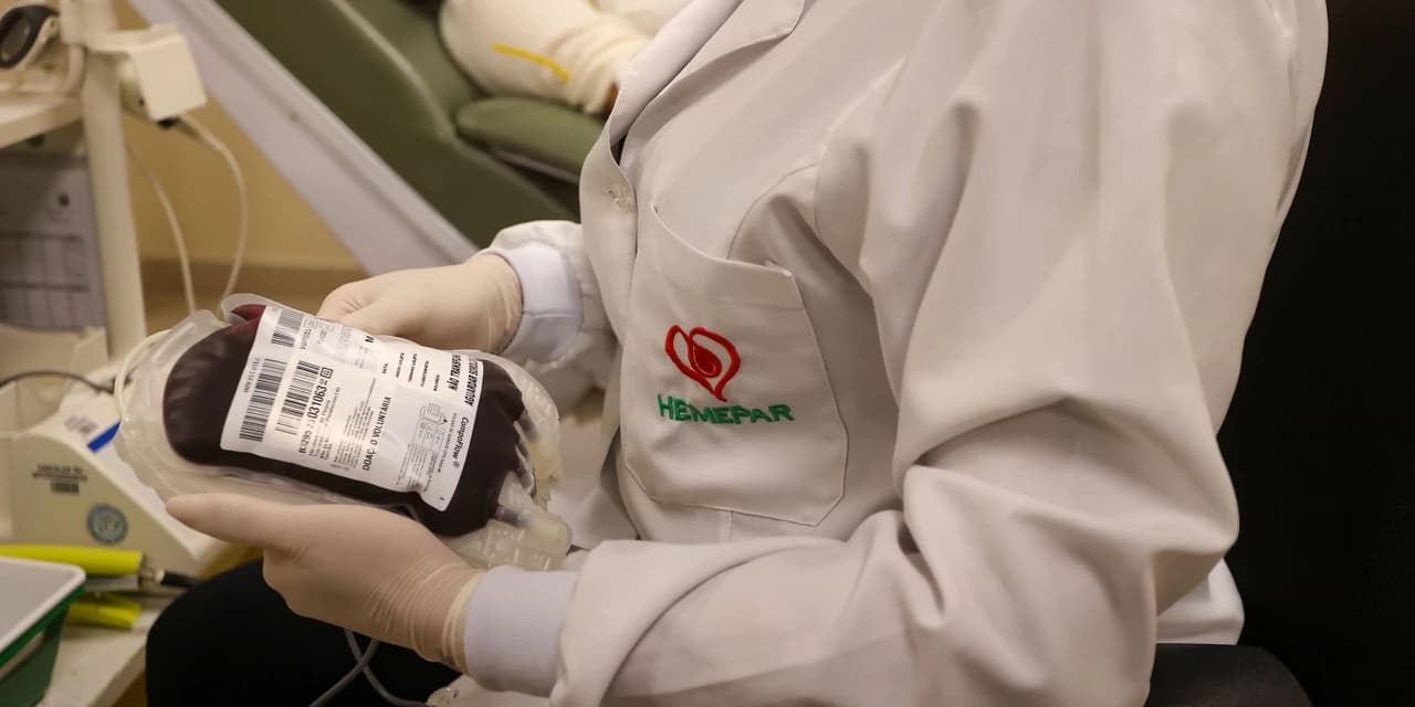 Com estoque baixo, Hemepar solicita com urgência doações de quatro tipos sanguíneos