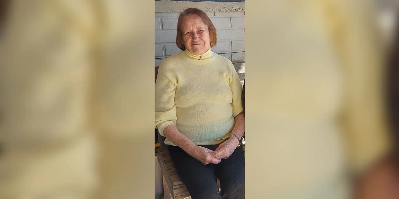 É com pesar que a Funerária São Josafat comunica o falecimento da Sra Rosalia Muzeka Hanysz aos 85 anos de idade.