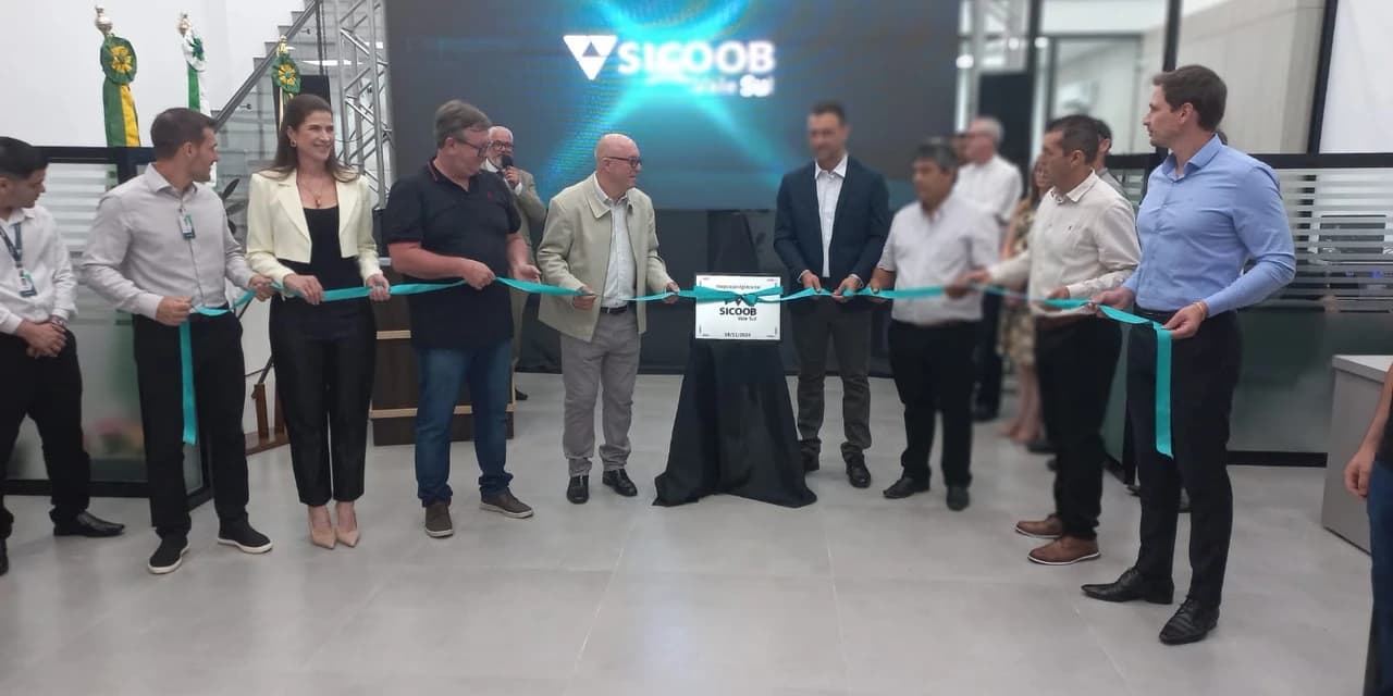 Sicoob inaugura agência em novo endereço no centro de Ivaí. VÍDEO!