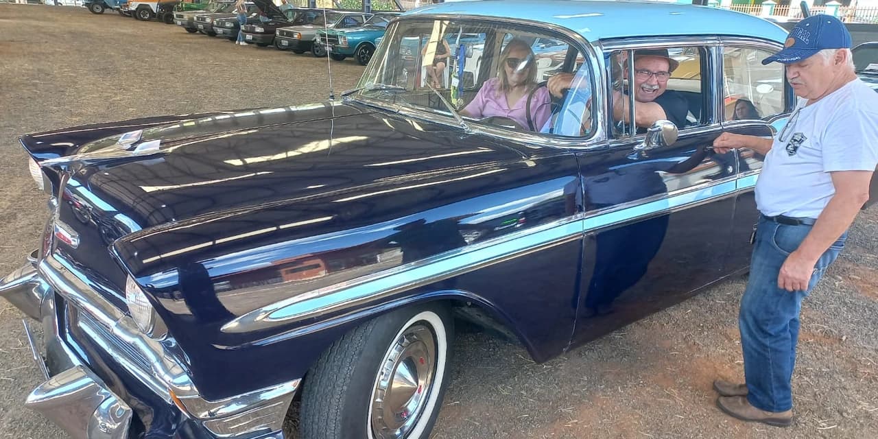 2º Encontro de Carros Antigos foi realizado em Ivaí. VÍDEO!