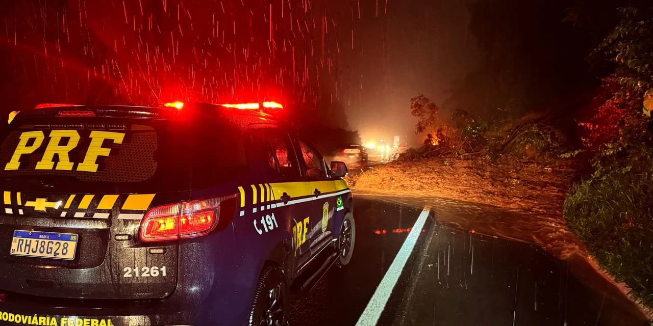 PRF reforça a importância de adotar cuidados redobrados ao transitar pelas rodovias em períodos chuvosos
