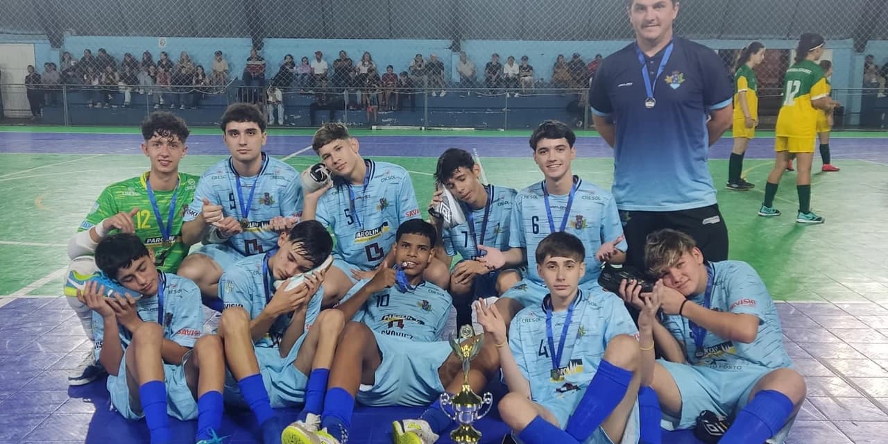 Base do Prude Futsal conquista títulos na Liga Wisa de Futsal em Irati