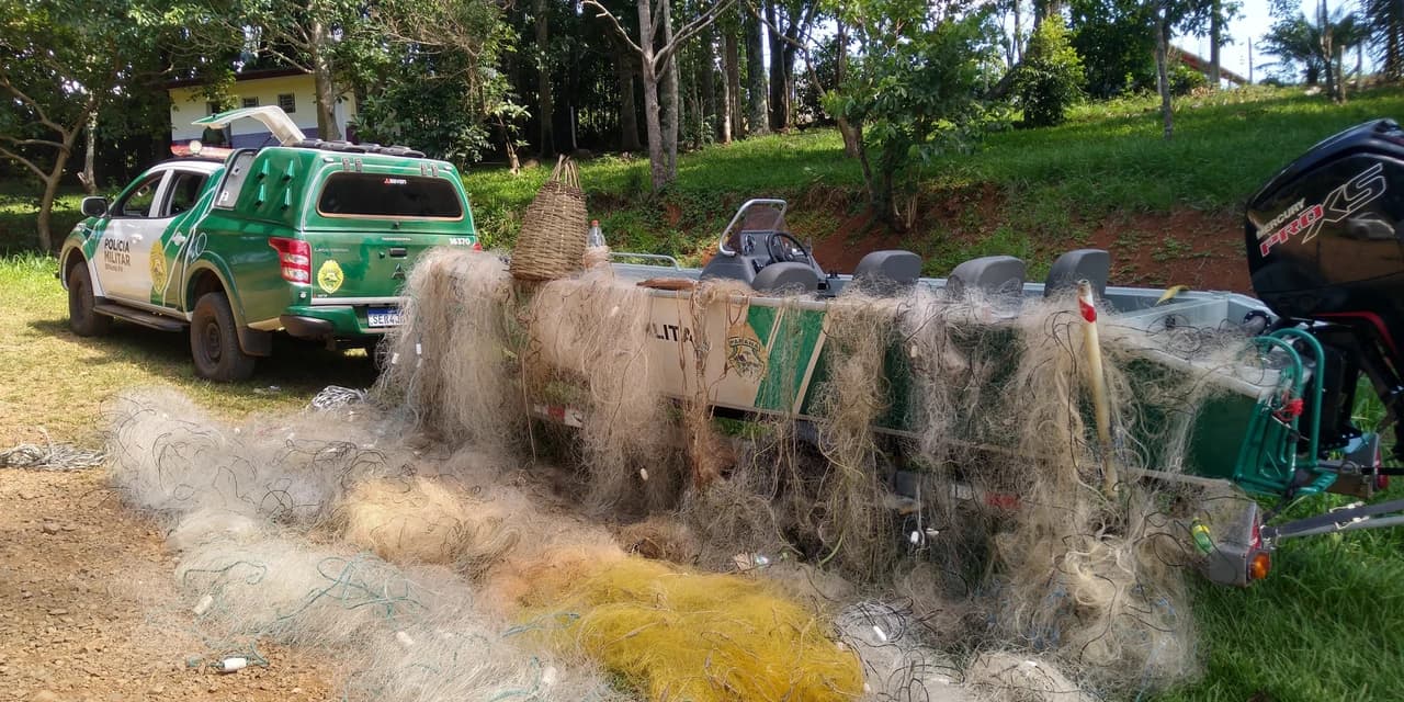 Polícia Ambiental prende pescadores em flagrante em Ortigueira e na Lapa