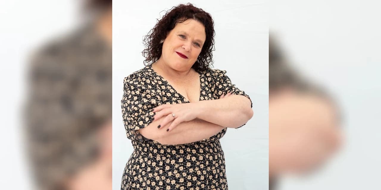 É com pesar que e a Funerária São Josafat comunica o falecimento da Sra Queila Aparecida de Azevedo Ivascho aos 47 anos.