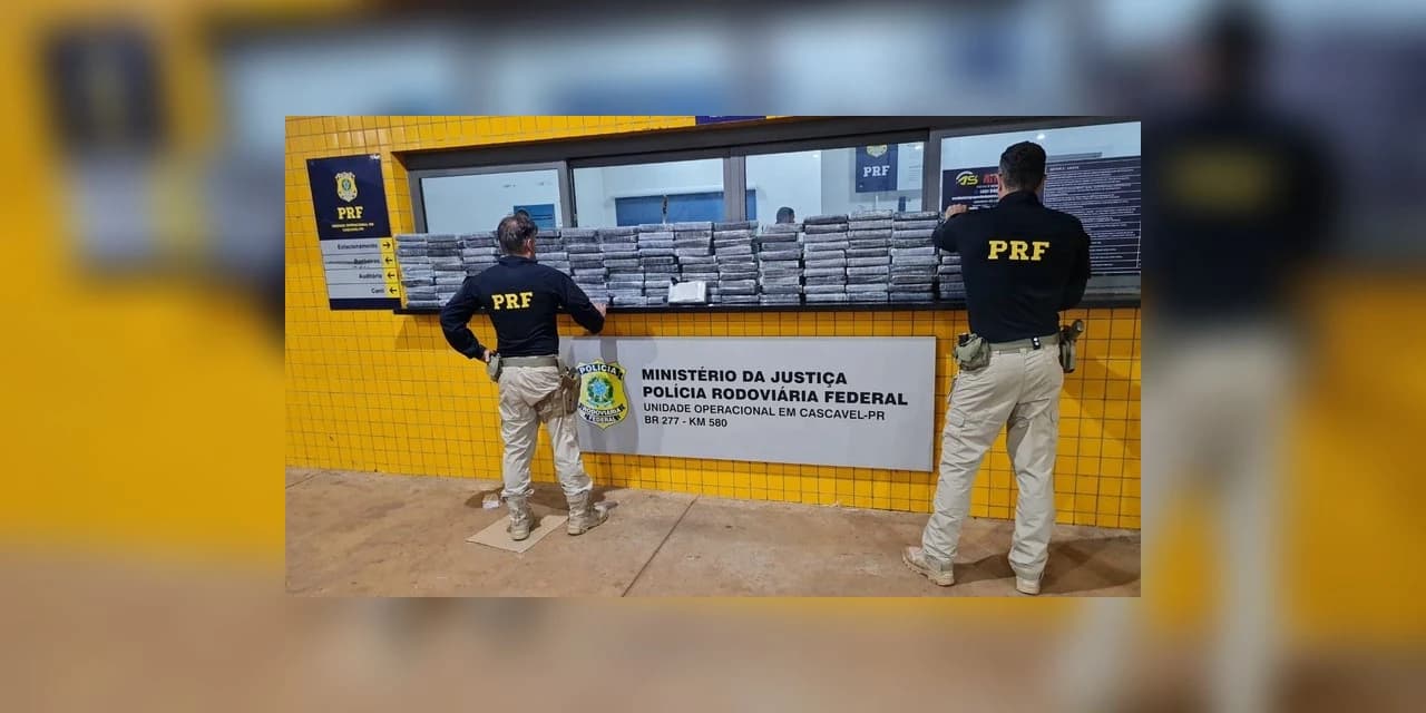 PRF apreende 173 kg de cocaína em carga de sucata na BR-277 em Cascavel