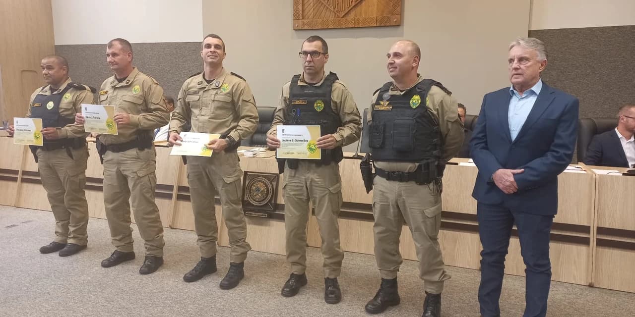 16º Batalhão da PM realizou em Prudentópolis solenidade em homenagem aos policiais militares da 4ª Cia