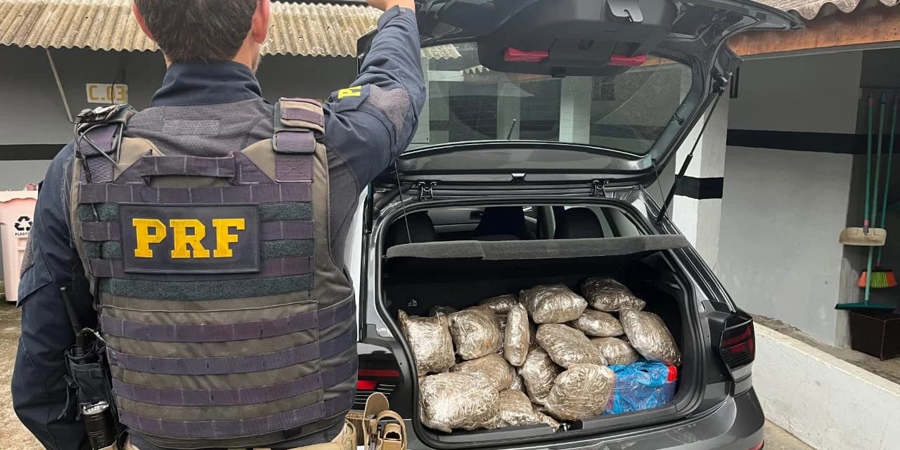 Polícia Rodoviária Federal apreende mais de 170 Kg de maconha em Irati