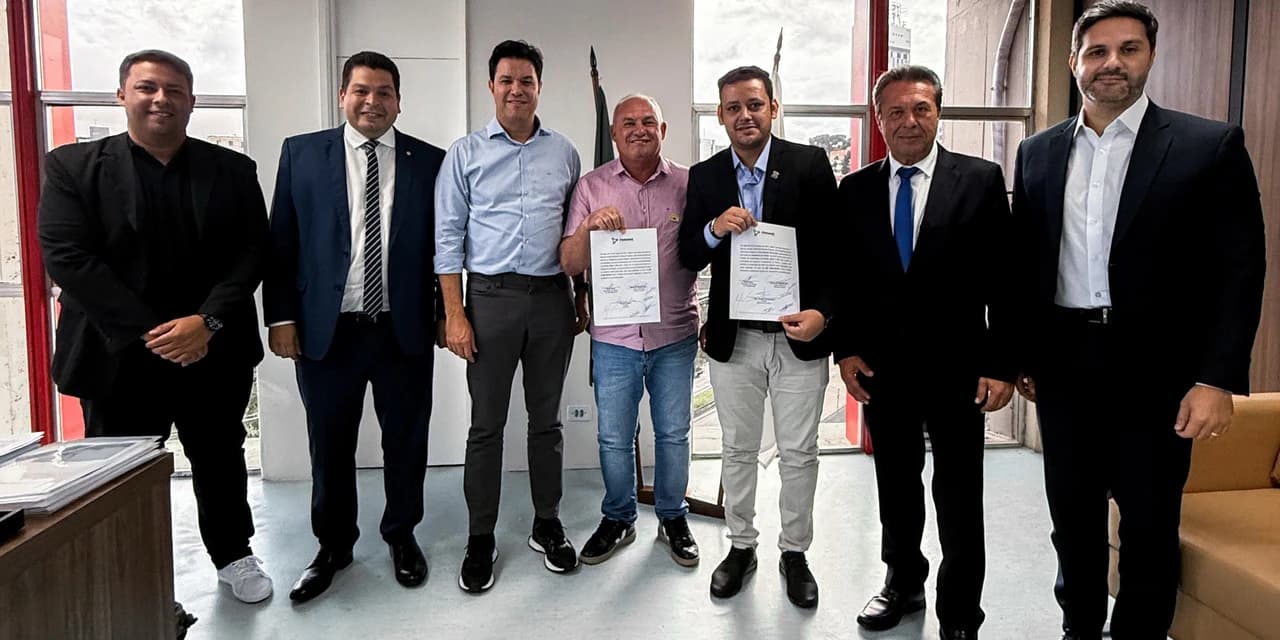 Guto Silva destaca o projeto de construção de uma ponte sobre o Rio Ivaí, na PR-218, ligando os municípios de Querência do Norte a Icaraíma