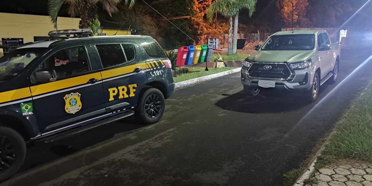PRF, em Irati, recupera Hilux furtada em Itapema