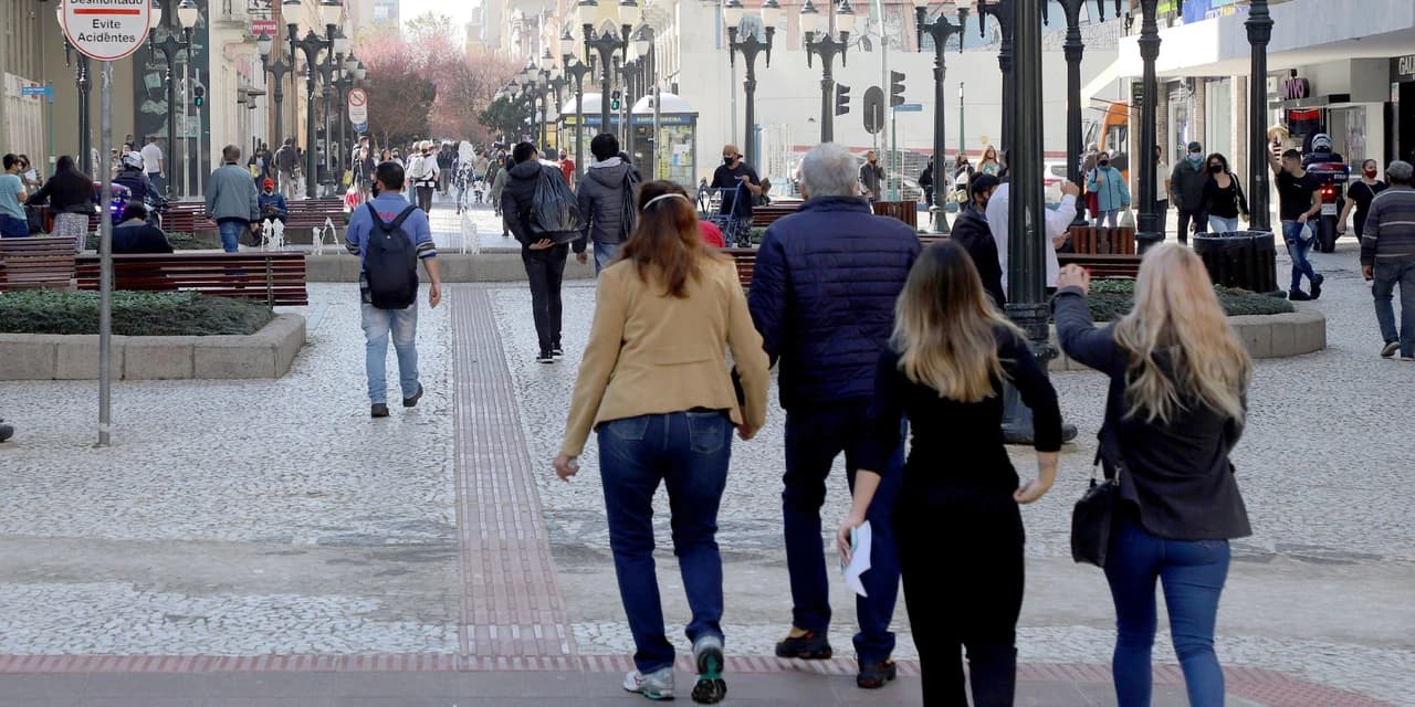 Não é cedo? Frio dá as caras e dez cidades tiveram madrugada mais fria de 2025 nesta sexta