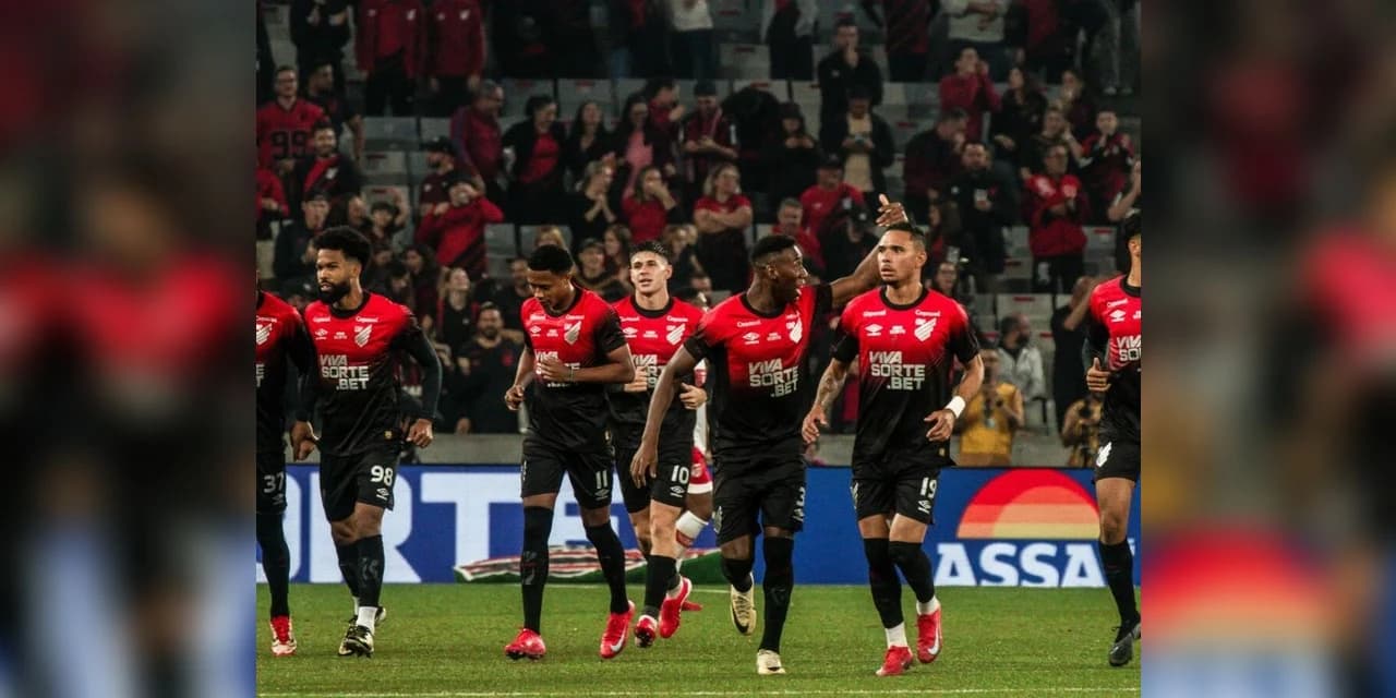 Athletico vence CRB e dorme na liderança da Série B