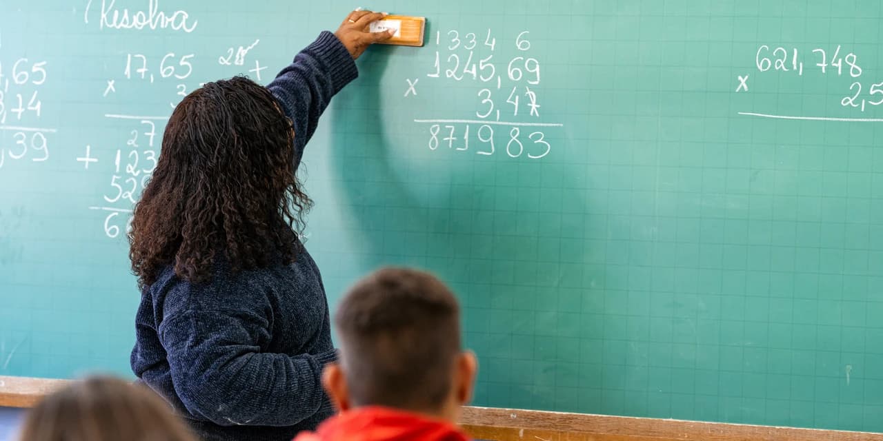 500 vagas: Secretaria da Educação publica edital do novo PSS da rede estadual de ensino
