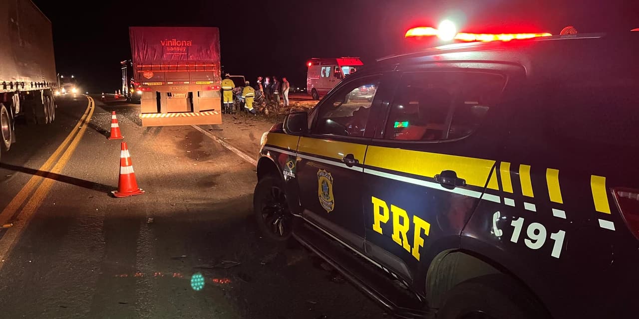 Acidente na BR-373 em Prudentópolis envolveu três veículos e deixou uma pessoa com lesões graves