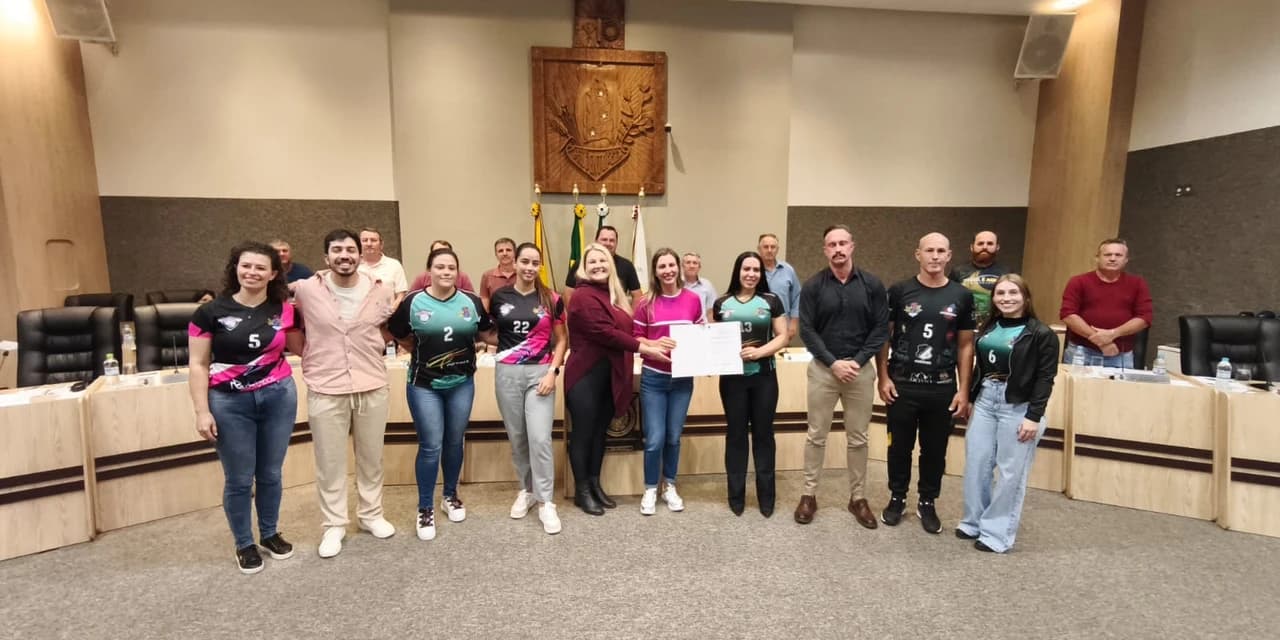 Associação de Voleibol de Prudentópolis recebe declaração de utilidade publica municipal