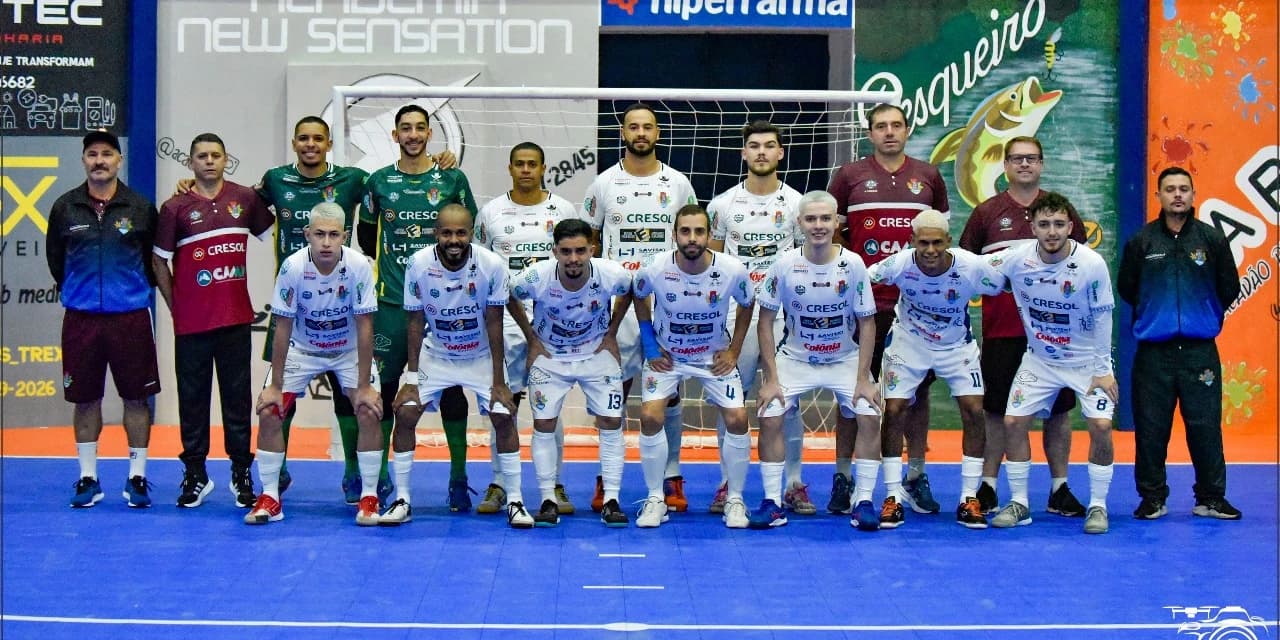 Prude vence Teixeira Soares e pode carimbar vaga na próxima fase diante do seu torcedor