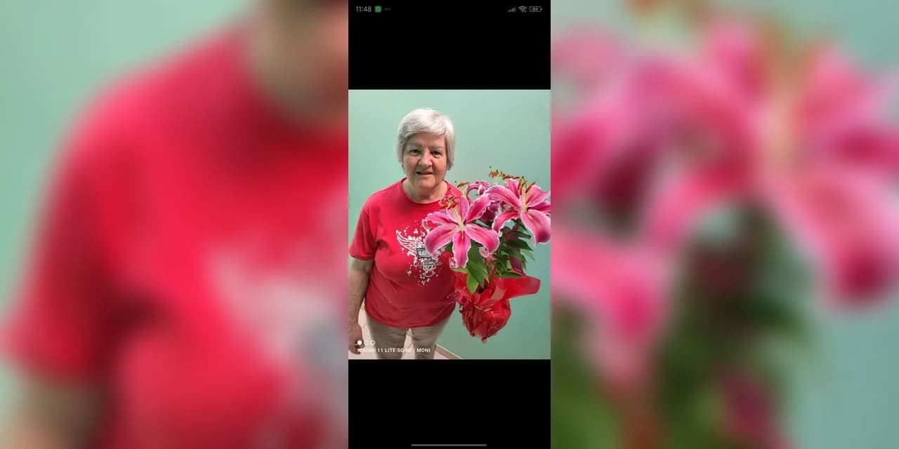 É com pesar que e a Funerária São Josafat comunica o falecimento da Sra Inez Sueli Conrado Bonetti aos 66 anos de idade.