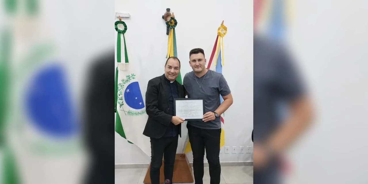 Padre Nelson Bueno é homenageado pela câmara municipal de Guamiranga pelos 25 anos de sacerdócio