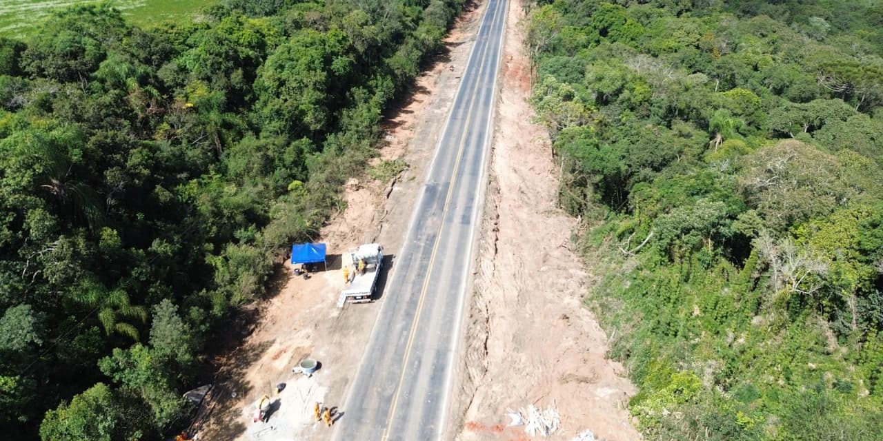 Restauração em concreto da PR-151 entre Ponta Grossa e Palmeira avança em bom ritmo