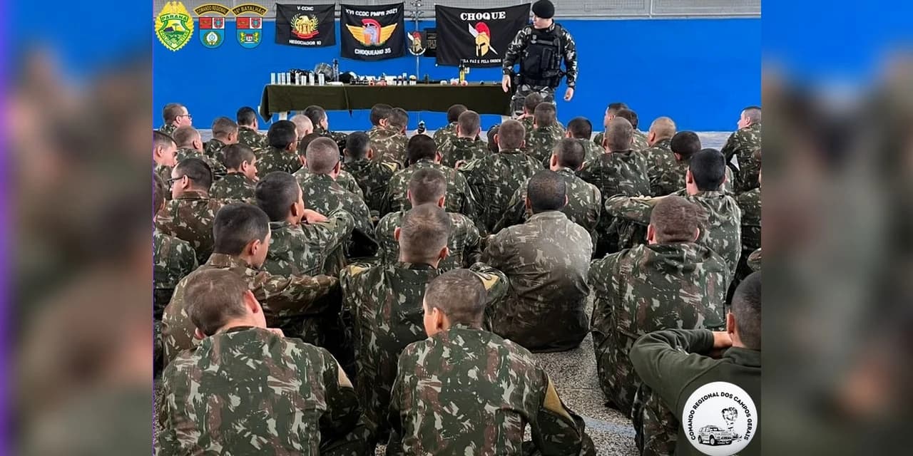Pelotão de Choque do 16º BPM realiza instrução sobre armas químicas e não letais aos militares do 26º Grupo de Artilharia