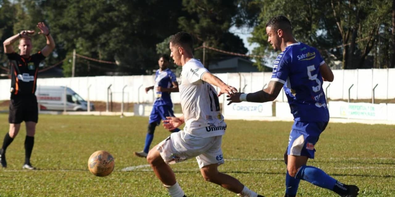 Em jogo movimentado, Nacional e Galo Maringá empatam a ida da semifinal da Segundona