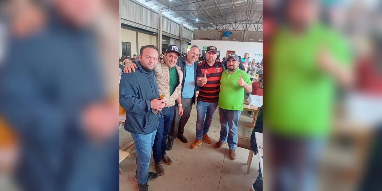 Artagão participa de festividade na Comunidade de Queimadas e anuncia investimento de R$ 6 milhões em pavimentação rural