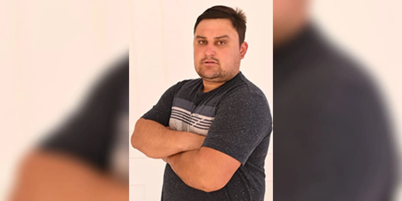 Em Ivaí Vereador José Ribeiro critica estado de abandono da Capela Mortuária João Paulo II.