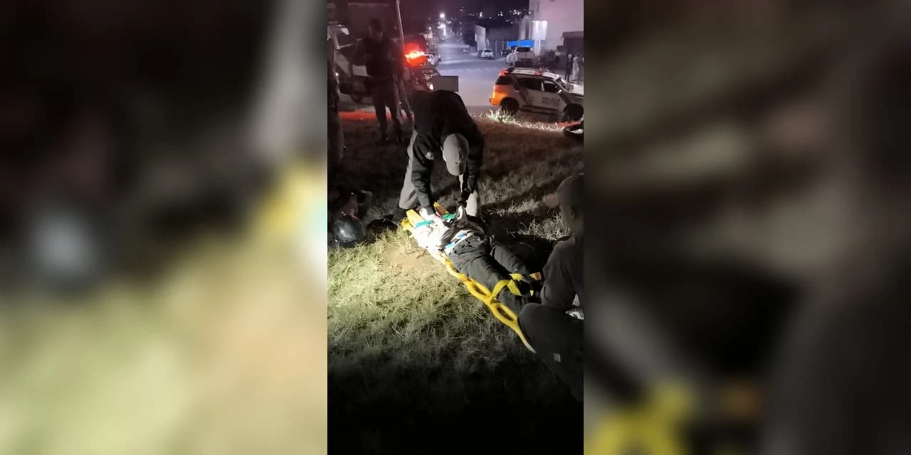 Motociclista bate em barranco ao fugir da polícia em Prudentópolis