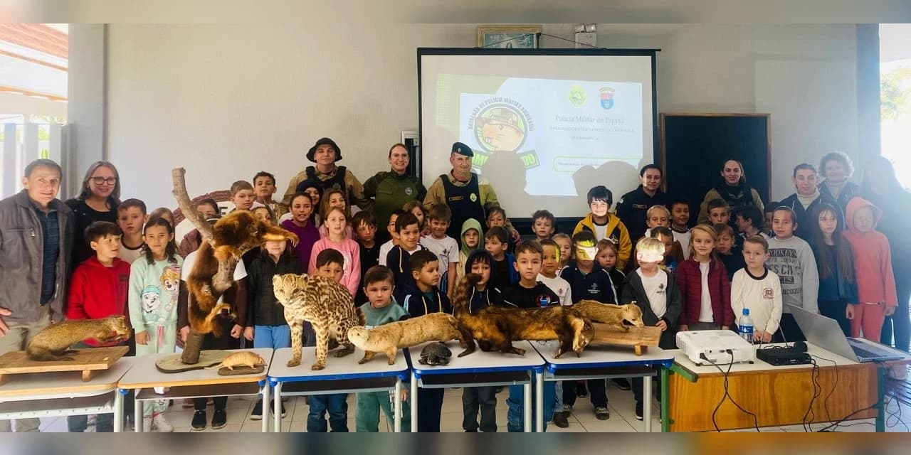 Policiais ambientais realizaram ações do projeto educacional “Ambientando” em escolas da zona rural de Prudentópolis