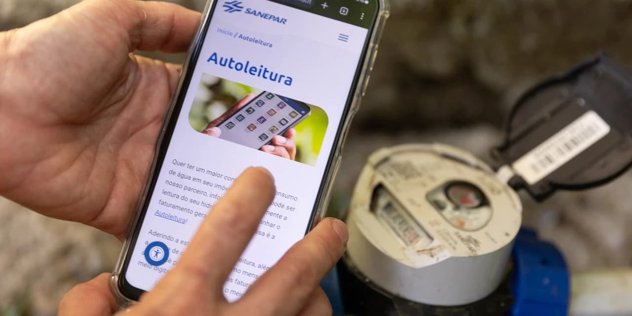 Clientes da Sanepar podem fazer leitura do hidrômetro usando aplicativo ou site