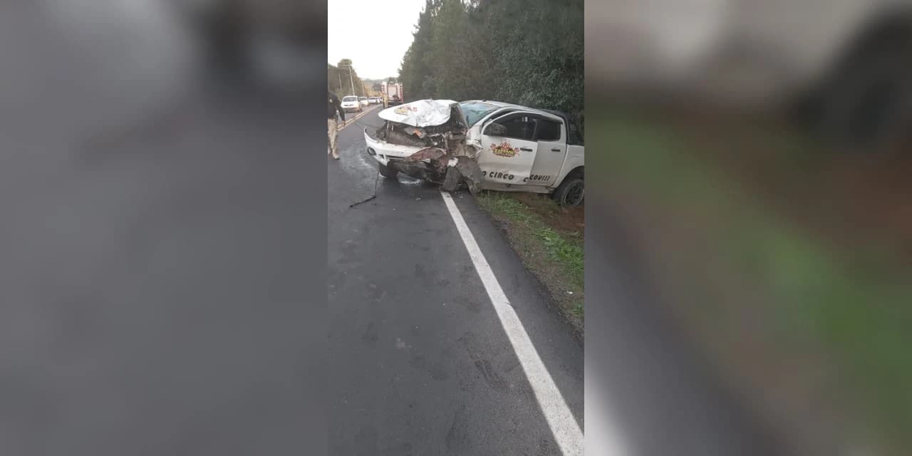 Mãe e filho morrem após acidente envolvendo dois veículos na BR-153 em Rebouças
