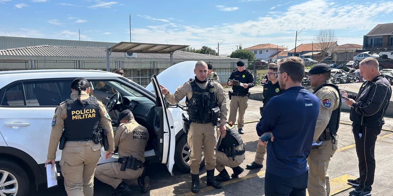 Policiais militares realizam curso de vistoriador veicular em Guarapuava