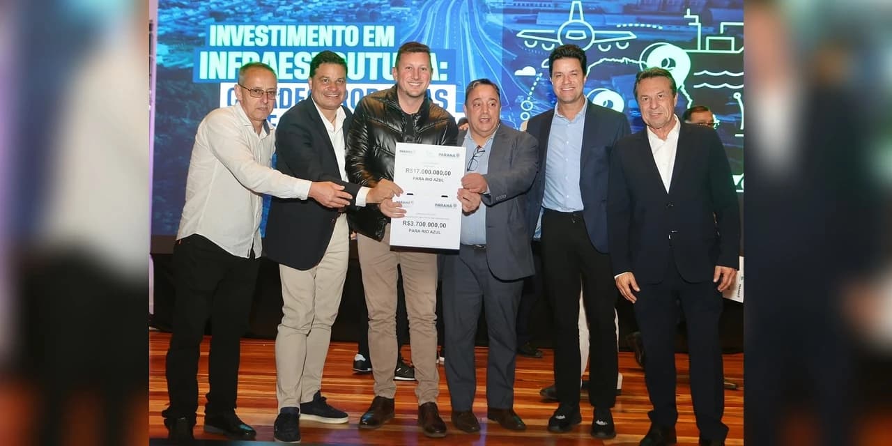 Prefeito Leandro Jasinski comemora investimentos de mais de R$ 20 milhões para Rio Azul
