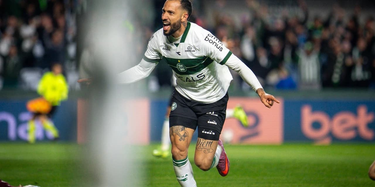 Coritiba põe fim a 'jejum' em casa, goleia a Ferroviária e reassume a liderança da Série B, pressionando o Goiás