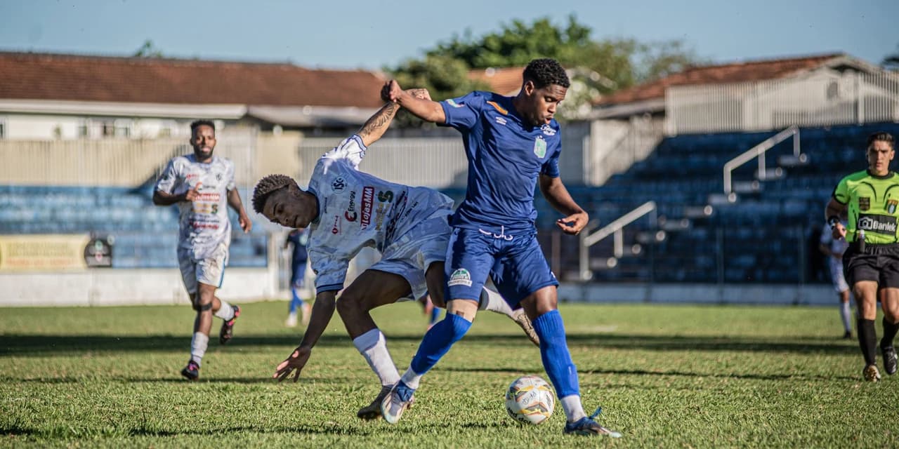 Prudentópolis bateu o Iraty por 1×0, no Coronel Emílio Gomes, em Irati, com gol de Vitor
