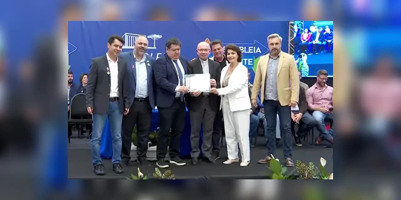 Assembleia Legislativa do Paraná homenageia Dom Amilton Manoel da Silva em Guarapuava