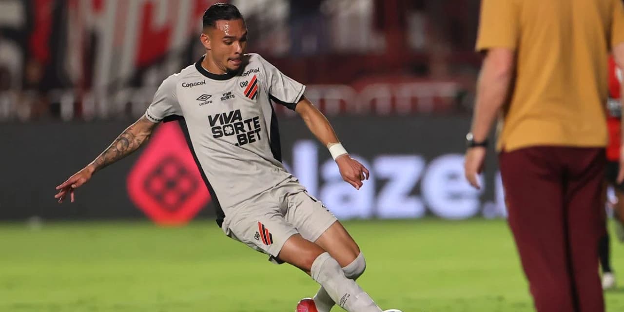 Athletico perde para o Atlético-GO e termina série invicta