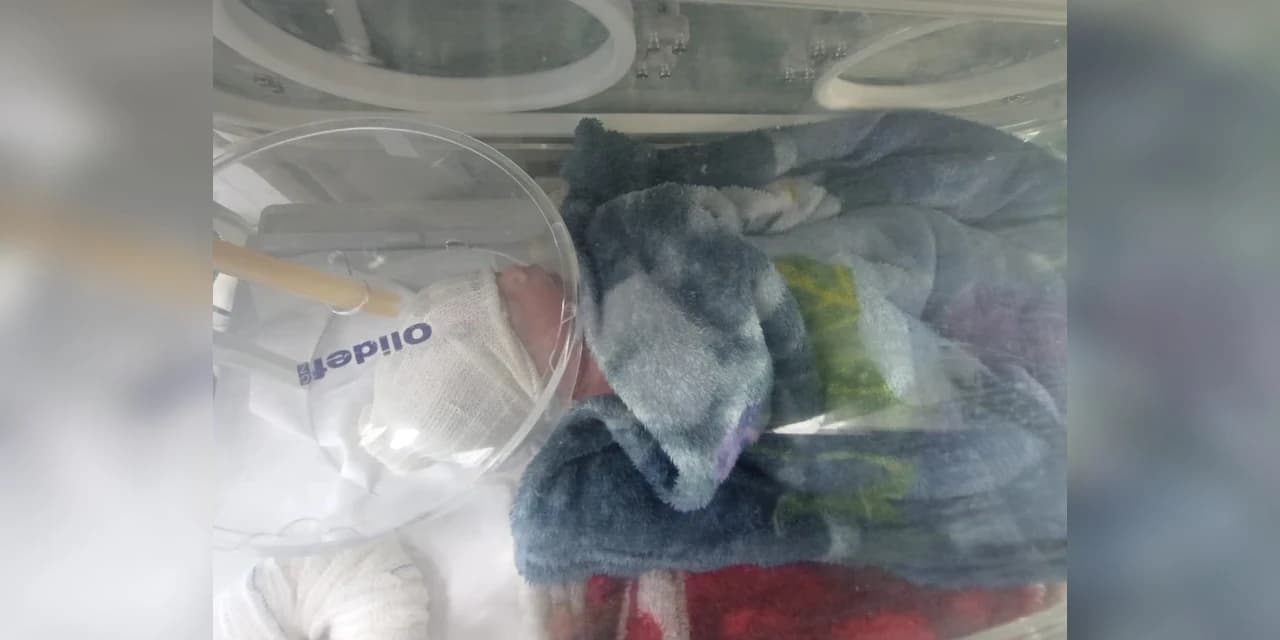 Socorristas da EPR Iguaçu prestam primeiro atendimento a bebê que nasceu na ambulância, em Candói