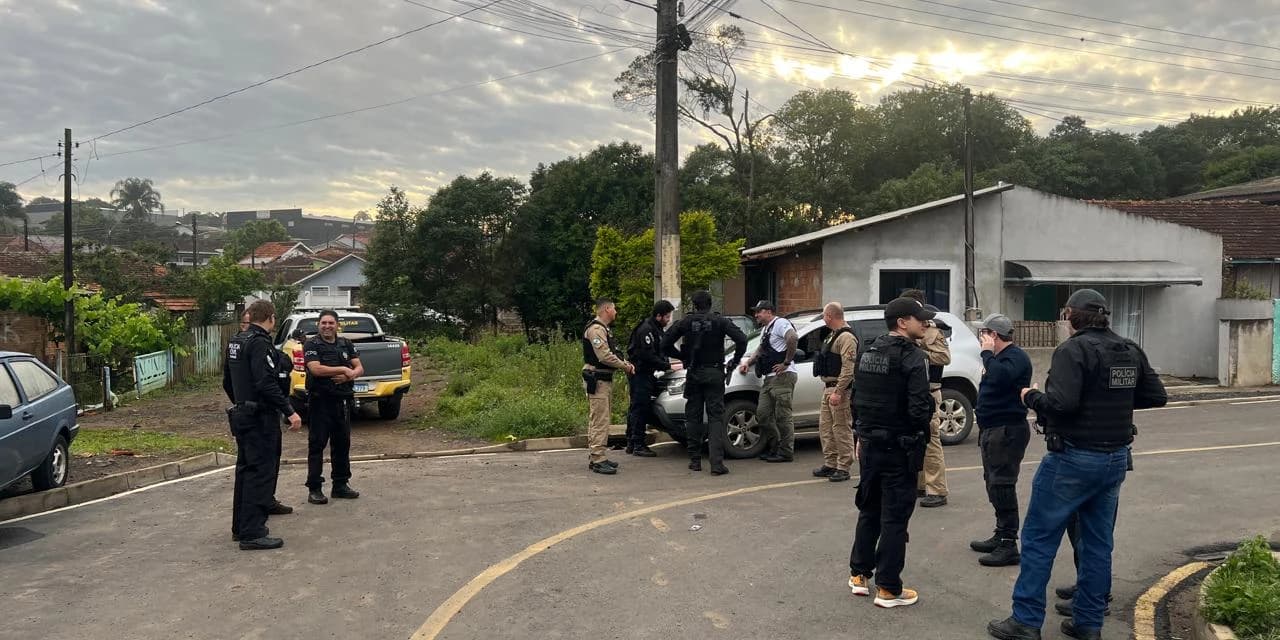 PC de Teixeira Soares deflagra a OPERAÇÃO AEGIS, em combate ao Tráfico de Drogas, resultando na prisão de dois indivíduos e na apreensão de drogas