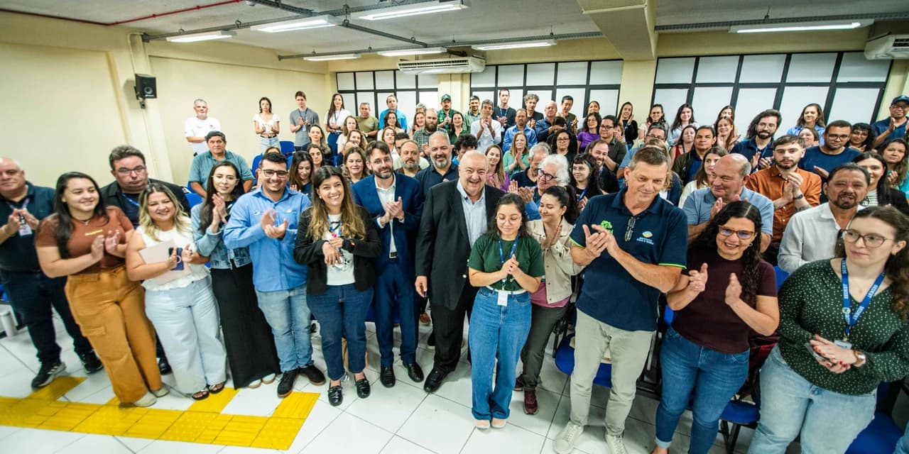 Estado entrega dez Planos de Manejo e mais 19 caminhonetes para ações ambientais