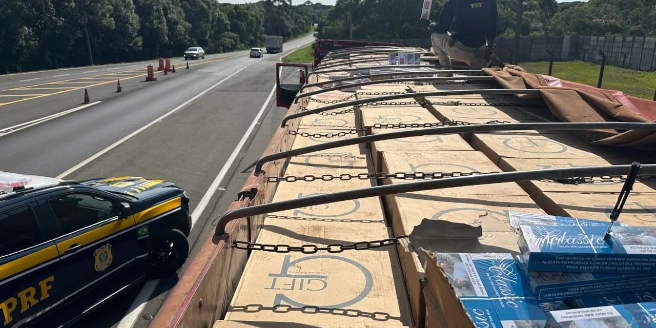 PRF apreende 380 mil maços de cigarros contrabandeados na BR-277, em Guarapuava