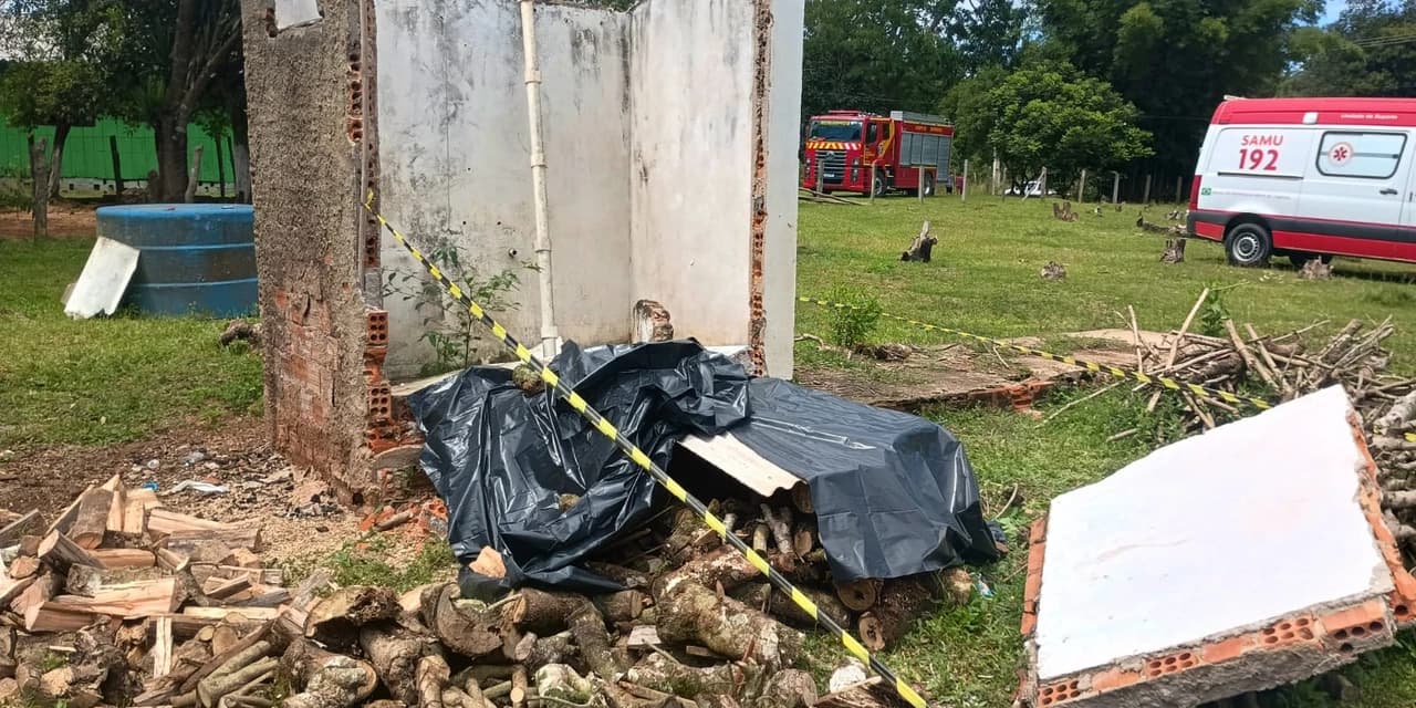 Homem morre após parede desabar em Antônio Olinto